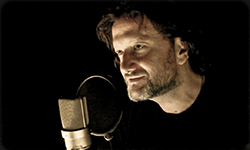 Аркадий Левин